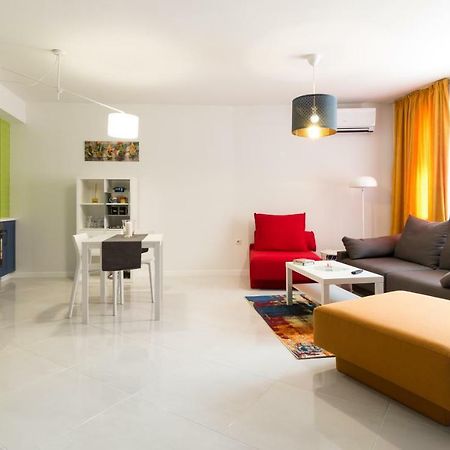 Pop your C-O-L-O-R-S - Funky&Modern 1BDR. Apt. Plowdiw Exterior foto
